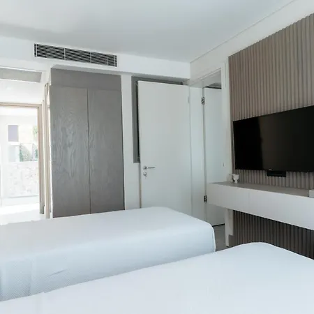 Astrid Bodrum *